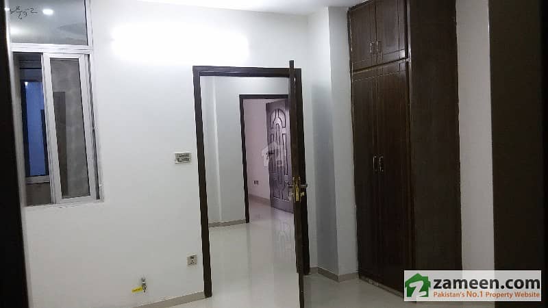 2 Bed First Floor Apartment