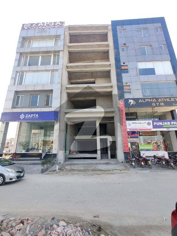 بینکرز کوآپریٹو ہاؤسنگ سوسائٹی لاہور میں 8 مرلہ عمارت 8 لاکھ میں کرایہ پر دستیاب ہے۔