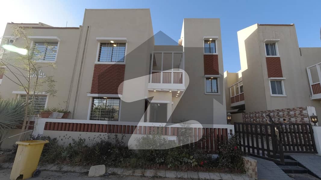 نیا ناظم آباد کراچی میں 5 کمروں کا 10 مرلہ مکان 4.5 کروڑ میں برائے فروخت۔