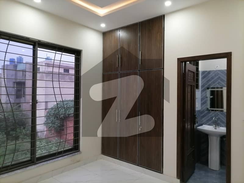 ایڈن ریزیڈینشیا ایڈن لاہور میں 4 کمروں کا 5 مرلہ مکان 1.55 کروڑ میں برائے فروخت۔