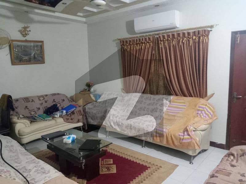 نارتھ ناظم آباد ۔ بلاک ایل نارتھ ناظم آباد کراچی میں 2 کمروں کا 4 مرلہ فلیٹ 45 ہزار میں کرایہ پر دستیاب ہے۔