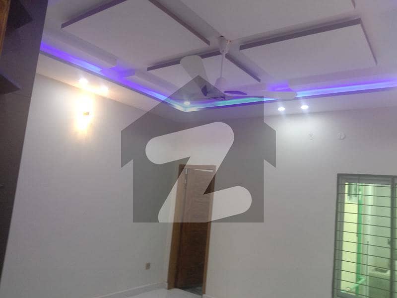 7 Marla Brand New Luxurious House Facing Park For Sale In Mustafa Town