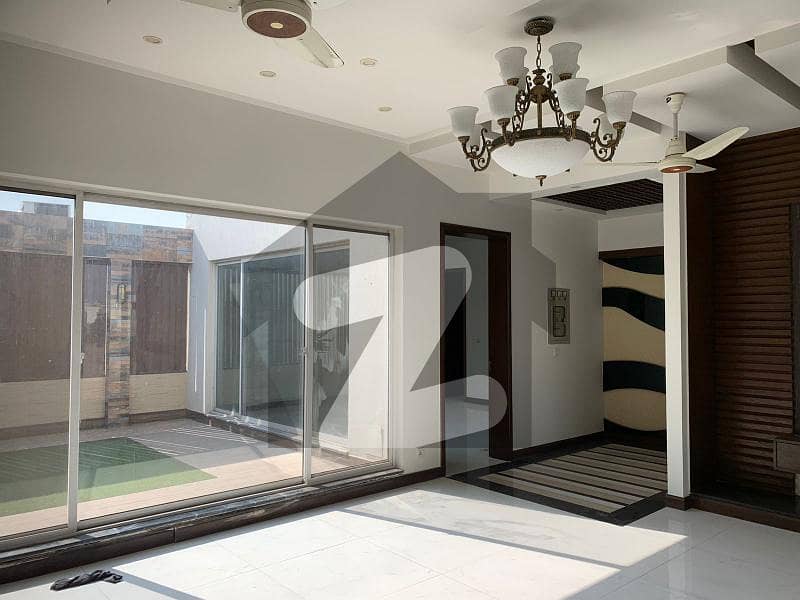 1 Kanal Beautiful Upper Portion For Rent In DHA Phase 5
