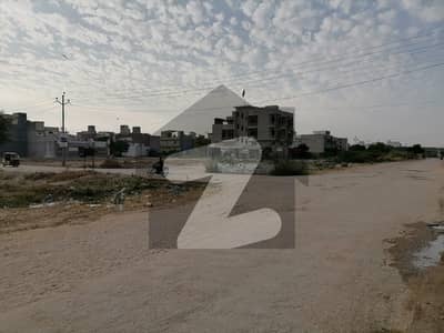 Ideally Located Flat Of 1250 Square Feet Is Available For sale In Karachi