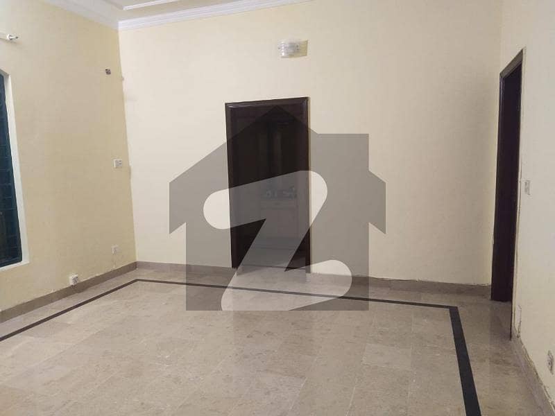 Amazing location 1 Kanal Upper Portion with Separate Gate available for rent in Dha Phase 1