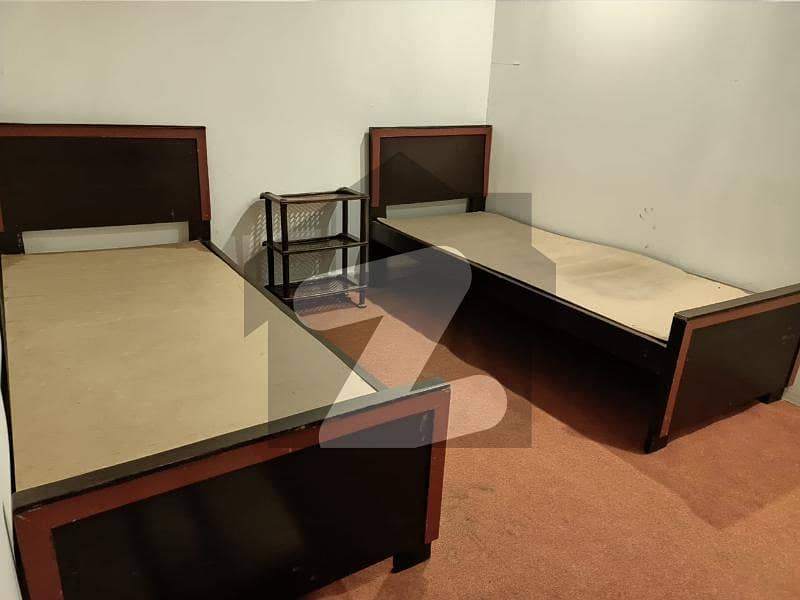 Space For Rent In Abdullah Boys Hostel