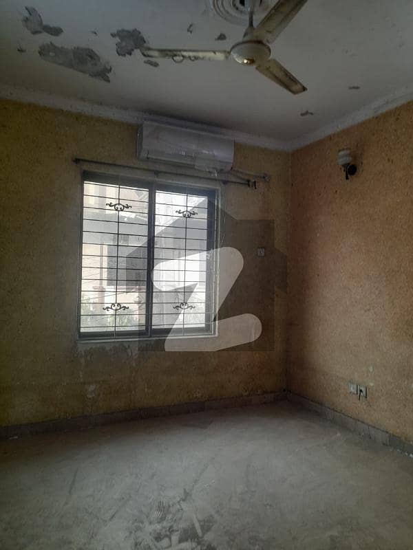 Upper Portion Available For Rent In Johar Town Block Q For Bechelors