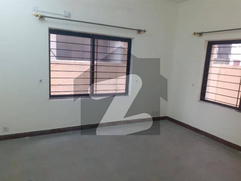 Fully Tiled Flat Fully Tiled Flat