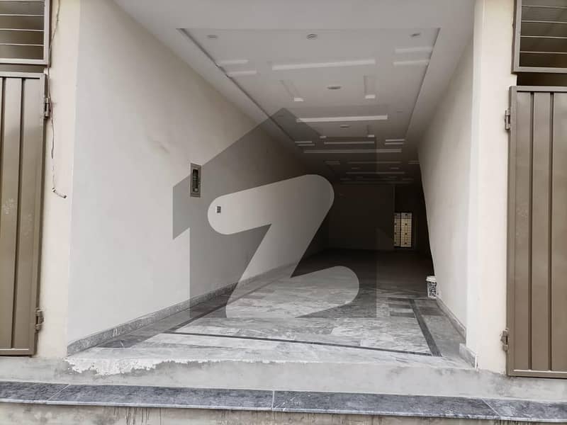 5 Marla Office For rent Available In Samanabad