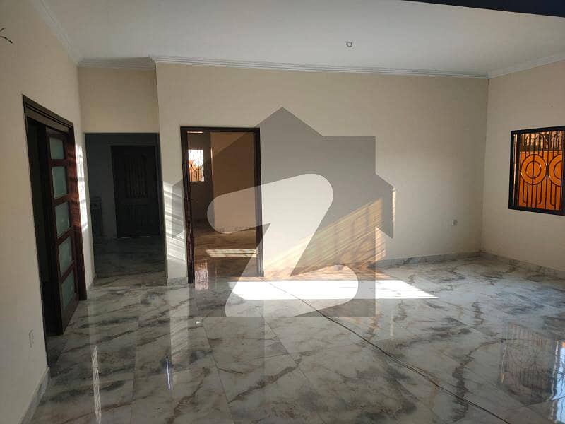 250 Sq. yards Well Maintained House For Sale In Khayaban E Badar Dha Phase 5