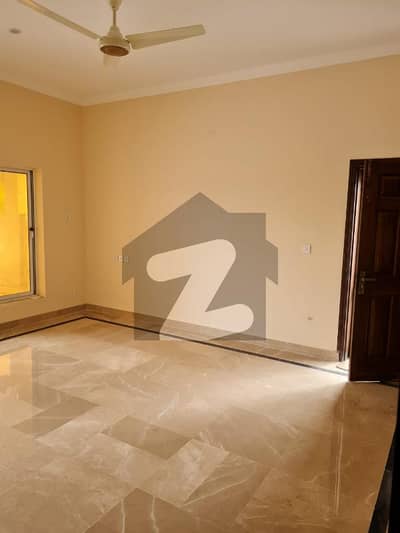 1 Kanal 6 Bed Corner House In Sec A For Sale In Dha 5