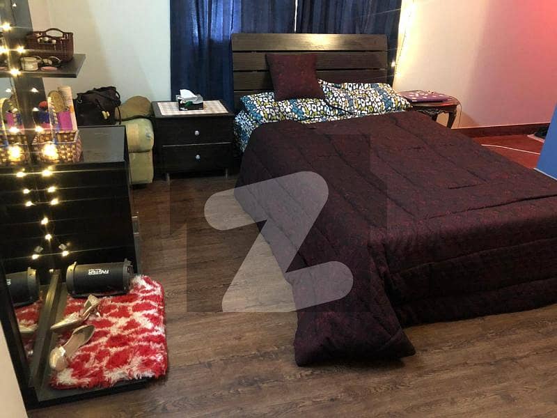 3 Bed DD Flat For Sale With All Necessities Near in Alamgir Road