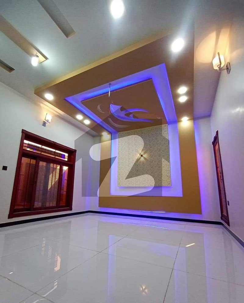 اسراء ولیج حیدر آباد میں 10 کمروں کا 16 مرلہ مکان 1.6 لاکھ میں کرایہ پر دستیاب ہے۔