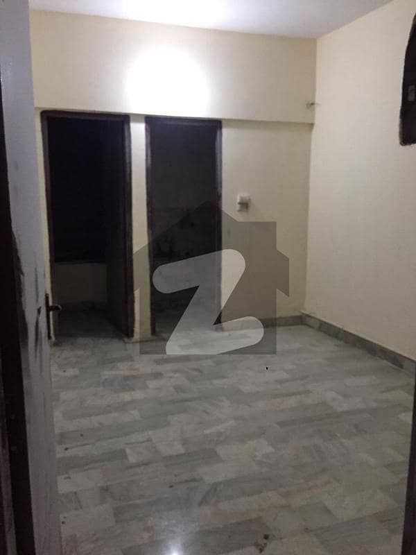 نارتھ ناظم آباد ۔ بلاک اے نارتھ ناظم آباد کراچی میں 2 کمروں کا 4 مرلہ فلیٹ 25 ہزار میں کرایہ پر دستیاب ہے۔