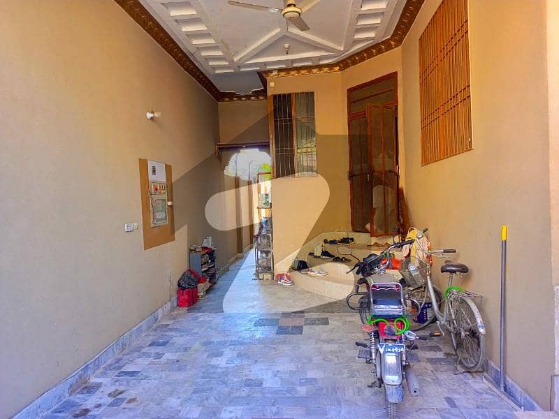 10 Marla House Available For Sale In Hayatabad Phase 7 Sector E7