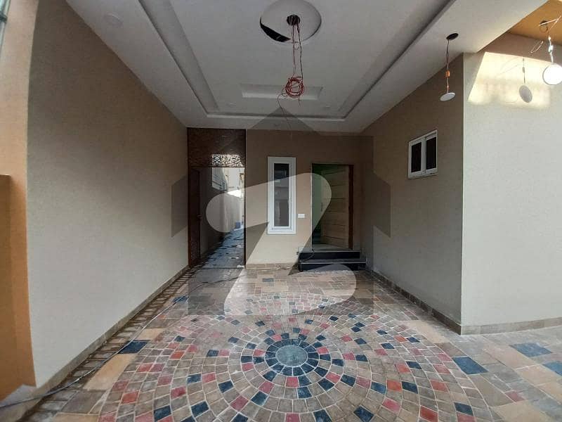10 Marla Renovated House For Sale in Jahanzaib block with basement