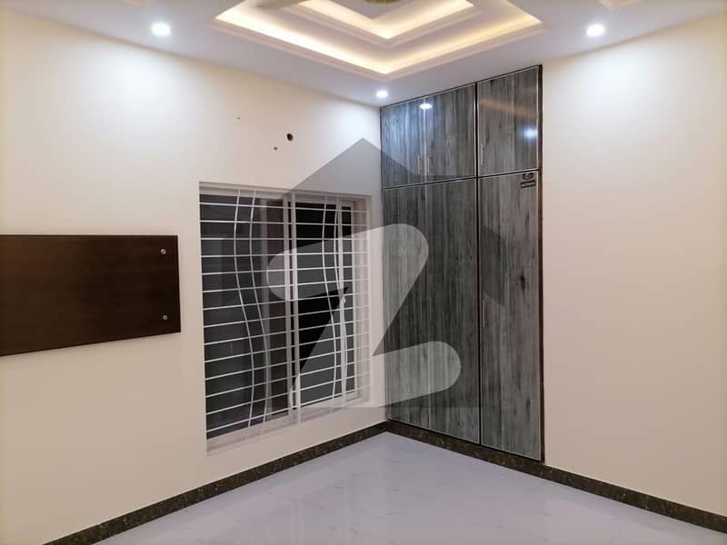 12 Marla Lower Portion For rent In Nawab Town - Block D