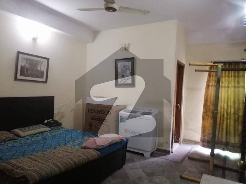 ویلینشیاء ہاؤسنگ سوسائٹی لاہور میں 2 کمروں کا 4 مرلہ فلیٹ 65 لاکھ میں برائے فروخت۔