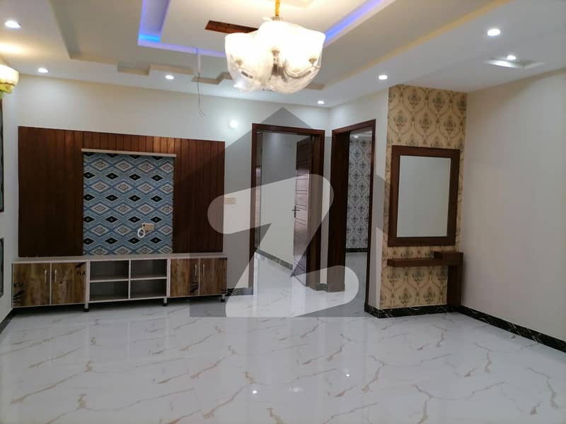 1 Kanal House Is Available For rent In Nasheman-e-Iqbal Phase 2