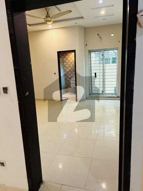 10 Marla Lower  Portion For Rent In Bahria Town Lahore