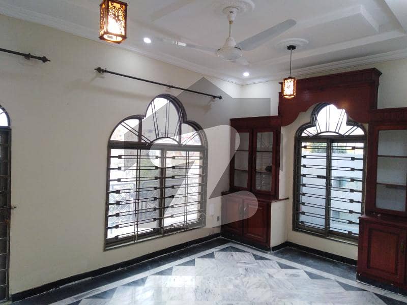4 Marla Ground Portion available for Rent 4 Marla Ground Portion available for Rent