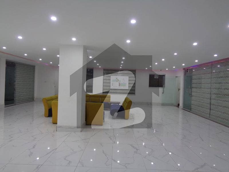 Hall On Rent For Brands, Lab, Clinic, Salon & Restaurant On Rent In Faisalabad