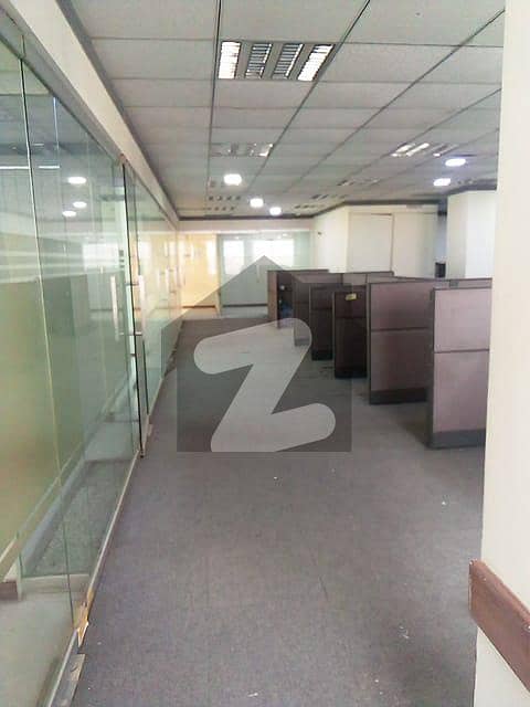 آئی آئی چندڑیگر روڈ کراچی میں 11 مرلہ دفتر 2.5 کروڑ میں برائے فروخت۔ آئی آئی چندڑیگر روڈ کراچی میں 11 مرلہ دفتر 2.5 کروڑ میں برائے فروخت۔