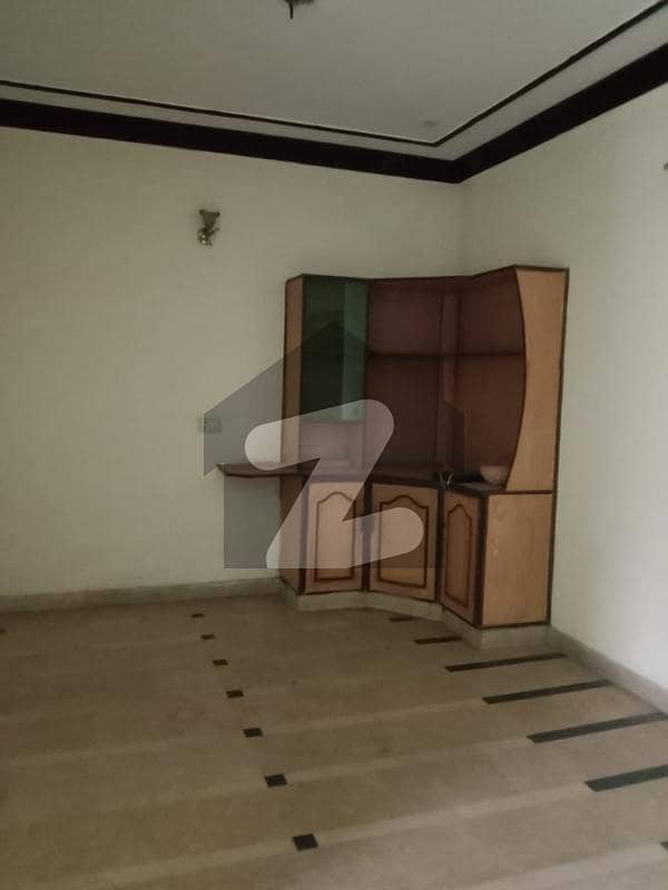 5 Marla House For Rent With 3bed Study Room Near To Emporium Mall