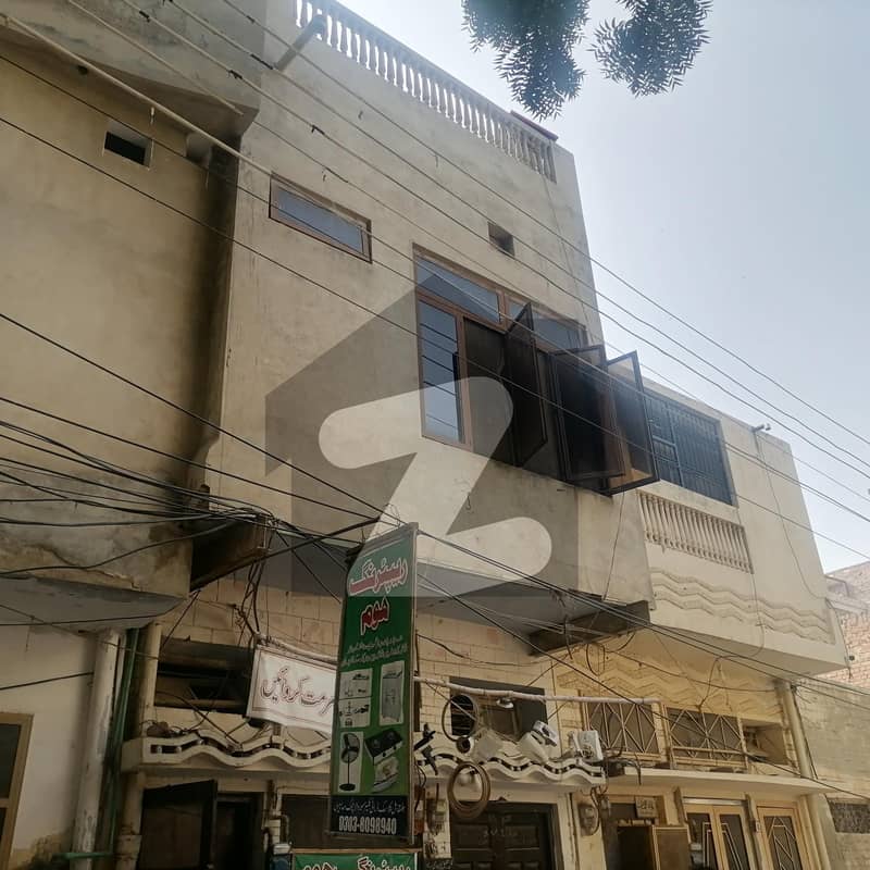 ہائی سٹریٹ ساہیوال میں 7 کمروں کا 4 مرلہ مکان 1.3 کروڑ میں برائے فروخت۔ ہائی سٹریٹ ساہیوال میں 7 کمروں کا 4 مرلہ مکان 1.3 کروڑ میں برائے فروخت۔