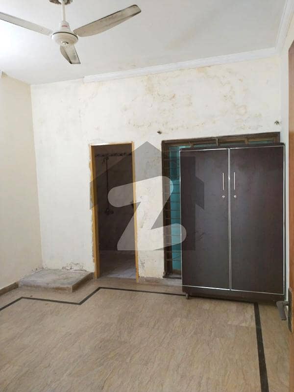 5 Marla Flat For Rent In Khayaban-e-amin Housing Society Lahore