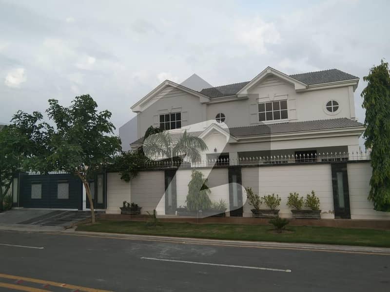 House For sale Situated In Rafi Gardens
