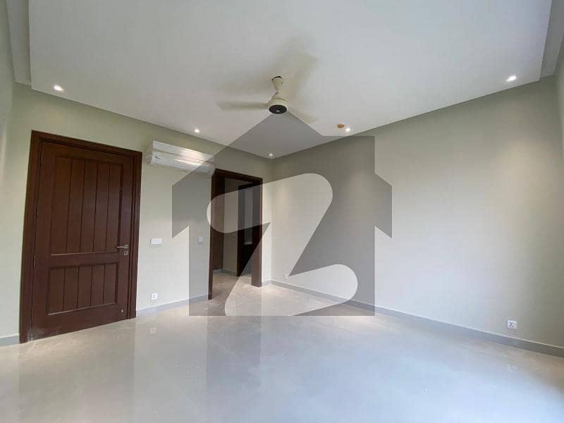 8 Marla Upper portion for Rent in DHA 9 Town