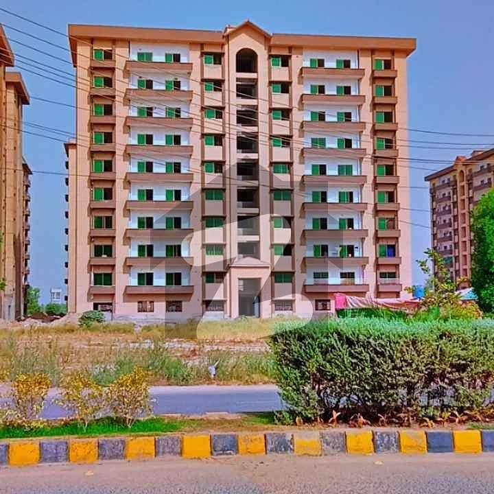 Brand New 10 Marla 3 Bed With Gas Apartment For sale In Askari 11