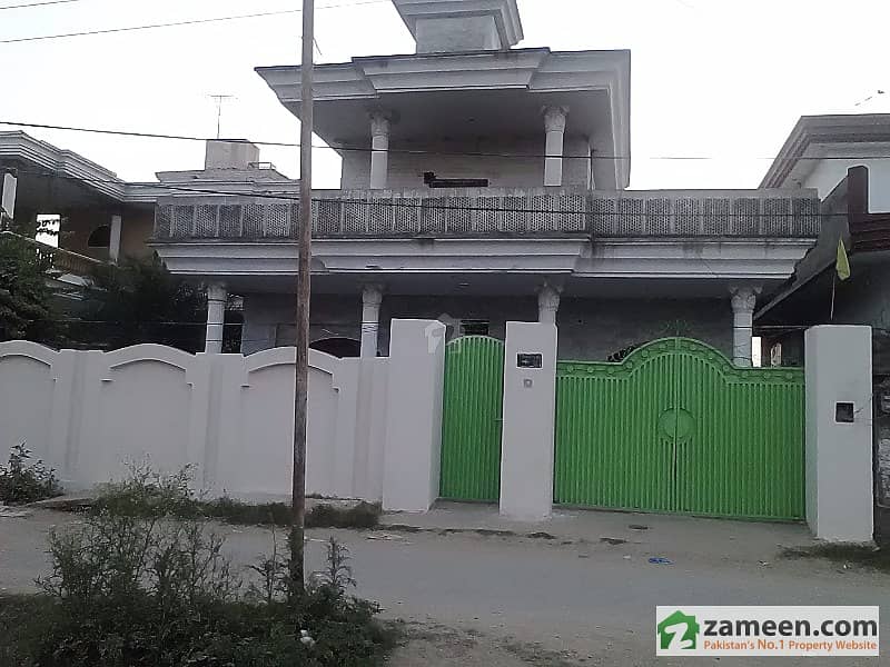 18 Marla Double Storey House Having 4 Bedrooms And 3 Bathrooms