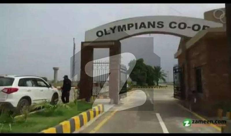 اولمپین کوآپریٹو ہاؤسنگ سوسائٹی لاہور میں 1 کنال رہائشی پلاٹ 50 لاکھ میں برائے فروخت۔