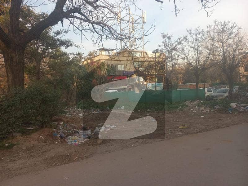 7 Marla commercial plot available for sale in I-8/2 Bismillah market Islamabad