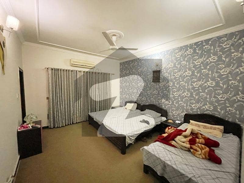 بحریہ ٹاؤن فیز 5 بحریہ ٹاؤن راولپنڈی راولپنڈی میں 4 کمروں کا 10 مرلہ مکان 3.8 کروڑ میں برائے فروخت۔