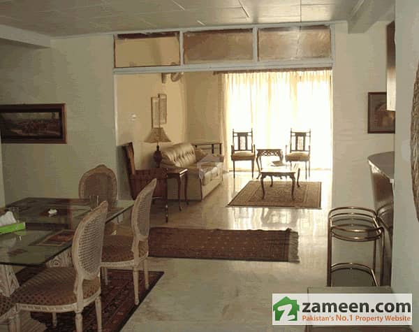 5 Beds Apartment for Rent 5 Beds Apartment for Rent