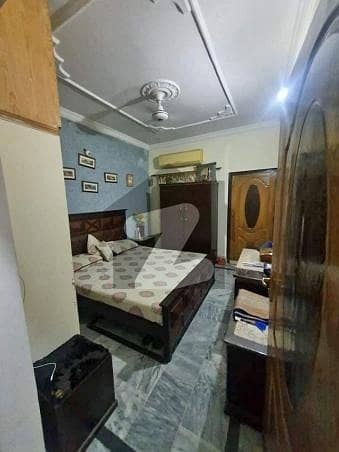 گلزارِ قائد ہاؤسنگ سوسائٹی راولپنڈی میں 5 کمروں کا 4 مرلہ مکان 1.25 کروڑ میں برائے فروخت۔