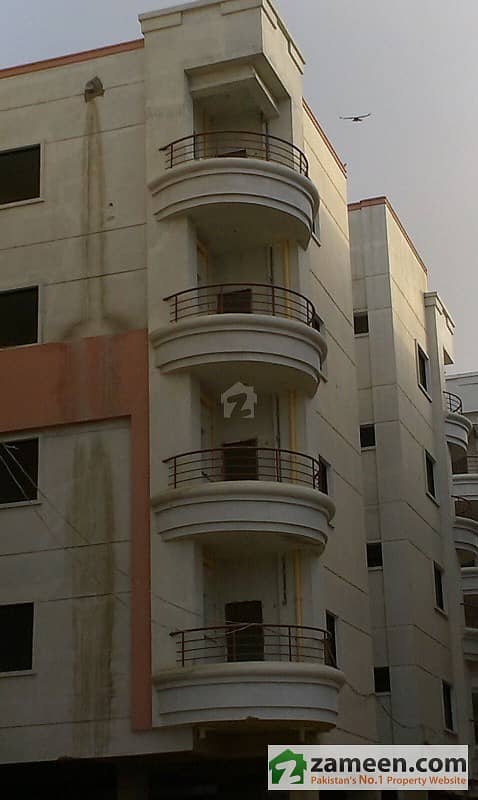 سُرجانی ٹاؤن گداپ ٹاؤن کراچی میں 2 کمروں کا 3 مرلہ فلیٹ 42 لاکھ میں برائے فروخت۔