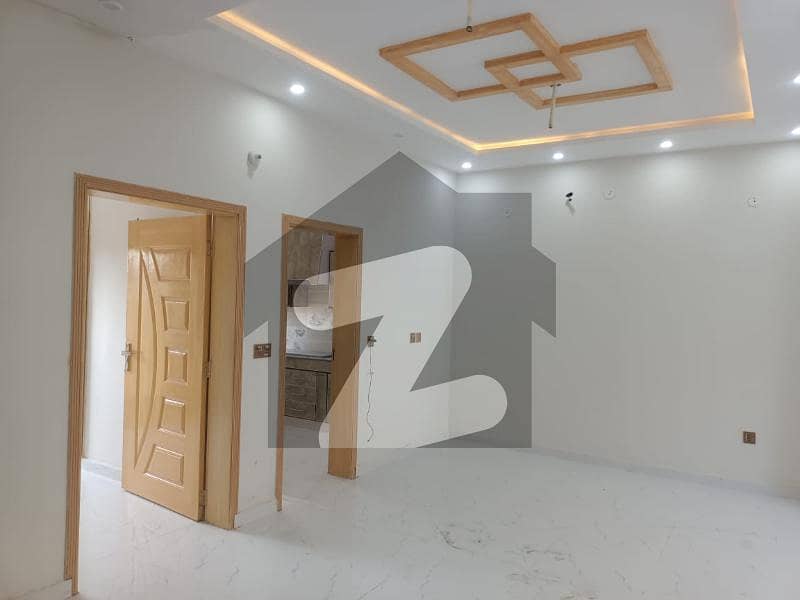 لو کاسٹ ۔ بلاک ای لو کاسٹ سیکٹر بحریہ آرچرڈ فیز 2 بحریہ آرچرڈ لاہور میں 3 کمروں کا 5 مرلہ مکان 50 ہزار میں کرایہ پر دستیاب ہے۔