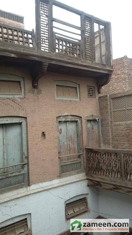 10 Marla Commercial House For Urgent Sale