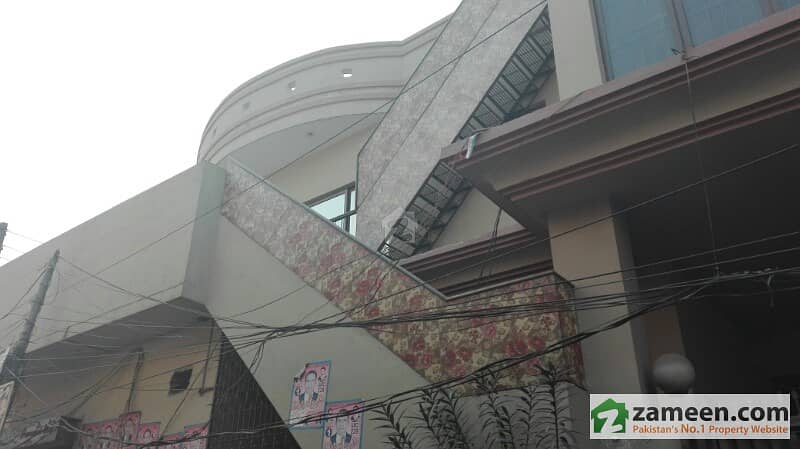 12 Marla Double Storey Commercial House With 5 Shops For Sale