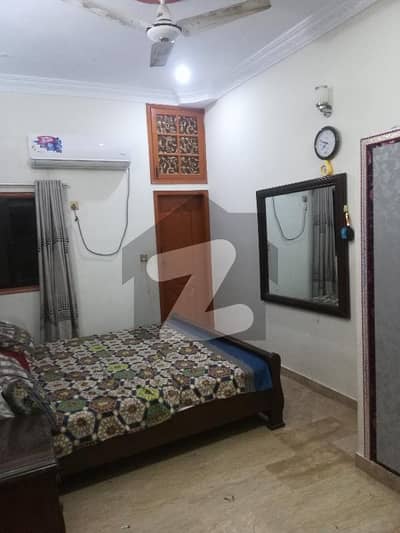 سکیم 33 کراچی میں 1 کمرے کا 2 مرلہ کمرہ 25 ہزار میں کرایہ پر دستیاب ہے۔