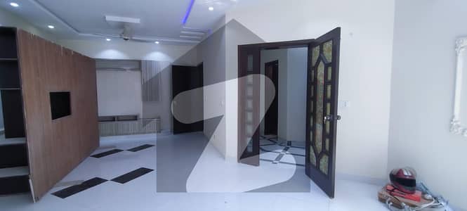 Beautifully Constructed House Is Available For rent In Sarfaraz Rafiqui Road