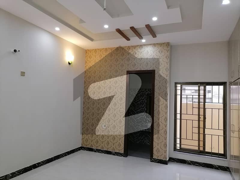 Fair-Priced 10 Marla Upper Portion Available In Wapda Town Phase 1 - Block J3