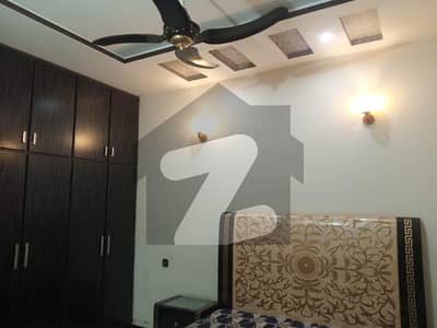 سمیع ٹاؤن لاہور میں 3 کمروں کا 3 مرلہ مکان 1.3 کروڑ میں برائے فروخت۔