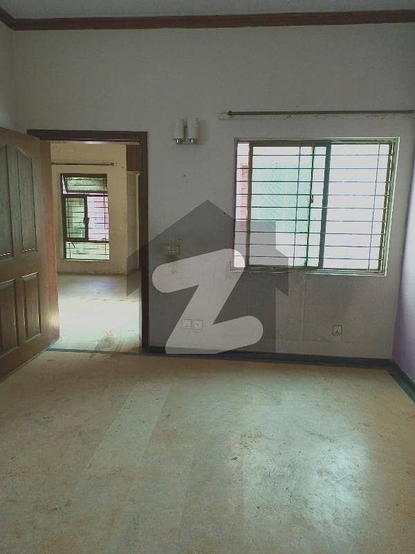 Portion Available In Qadri Colony Walton Road Lahore All Facilities Are Available 2 Beds 2 Baths Kitchen Tv Lounge Terrace 2 Bikes Parking Available Near To Main & And Market