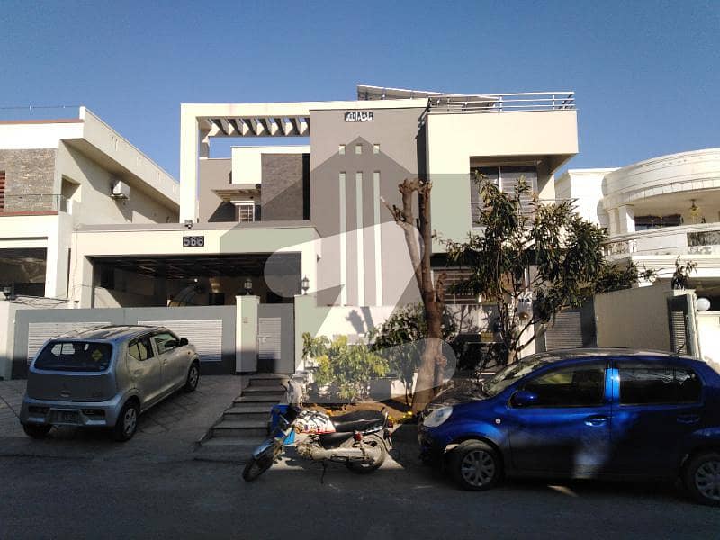 500 Sq Yard Beautiful House Available For Rent 500 Sq Yard Beautiful House Available For Rent
