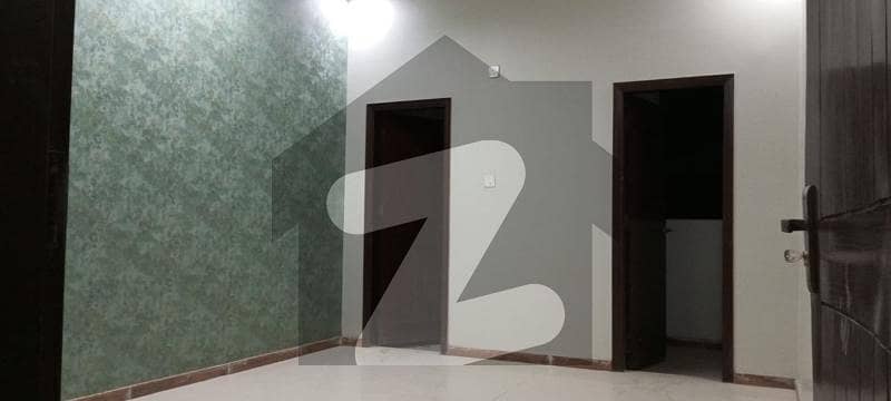 نارتھ ناظم آباد ۔ بلاک ایل نارتھ ناظم آباد کراچی میں 4 کمروں کا 12 مرلہ بالائی پورشن 2 کروڑ میں برائے فروخت۔